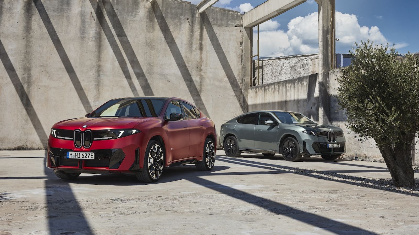 Νέα BMW iX4: 828 χλμ. αυτονομία και 387 χλμ. φόρτισης σε 10 λεπτά